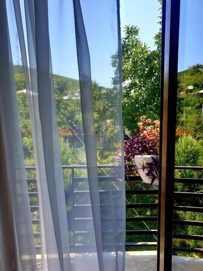 Four Seasons In Kutaisi Hotell Eksteriør bilde