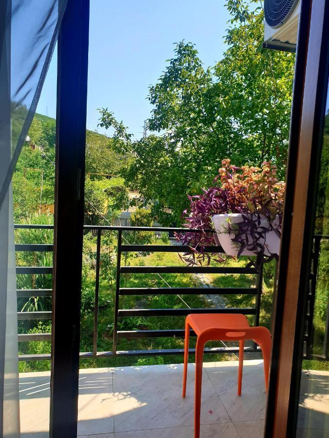 Four Seasons In Kutaisi Hotell Eksteriør bilde